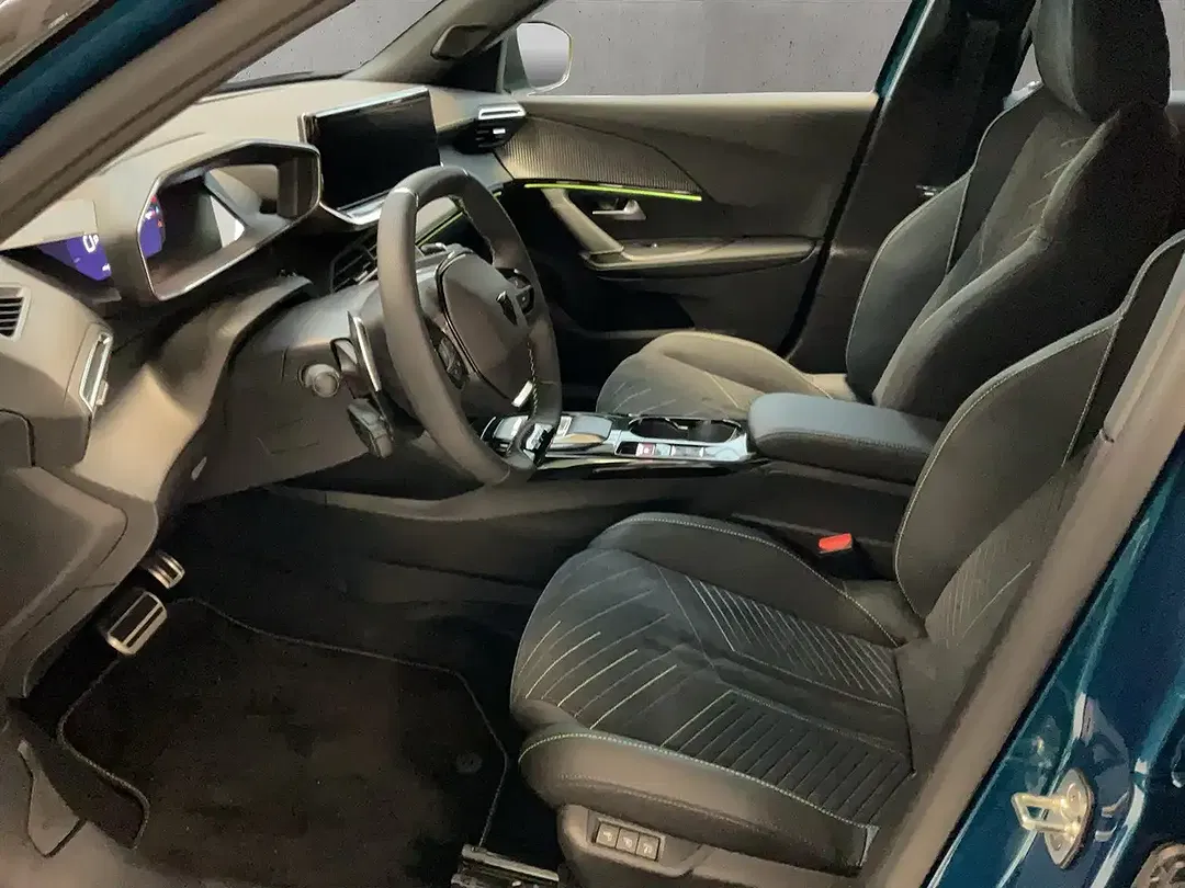 Peugeot 2008 - Thumbnail 8