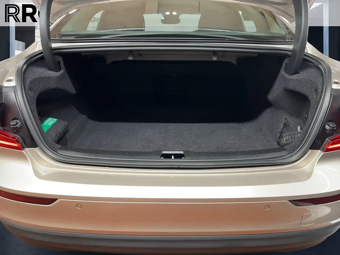 Volvo S60 - Thumbnail 11