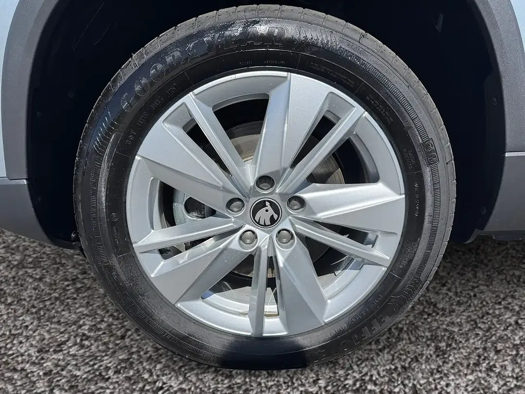 Skoda Karoq - Thumbnail 7