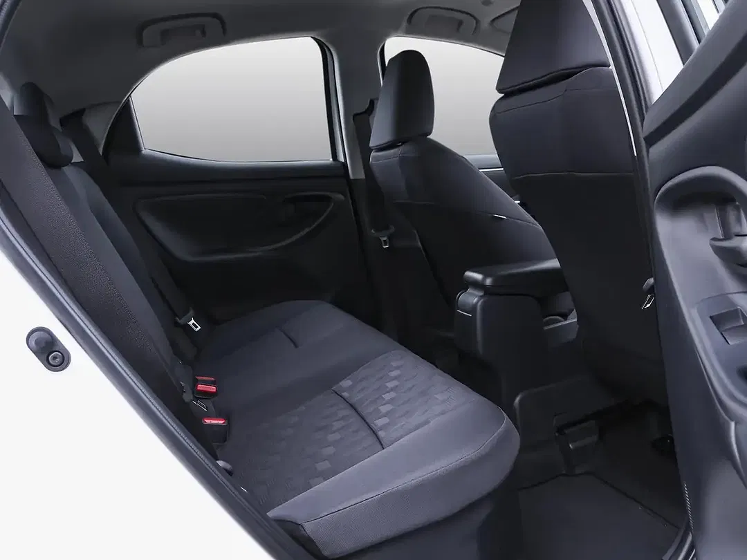 Toyota Yaris - Thumbnail 7