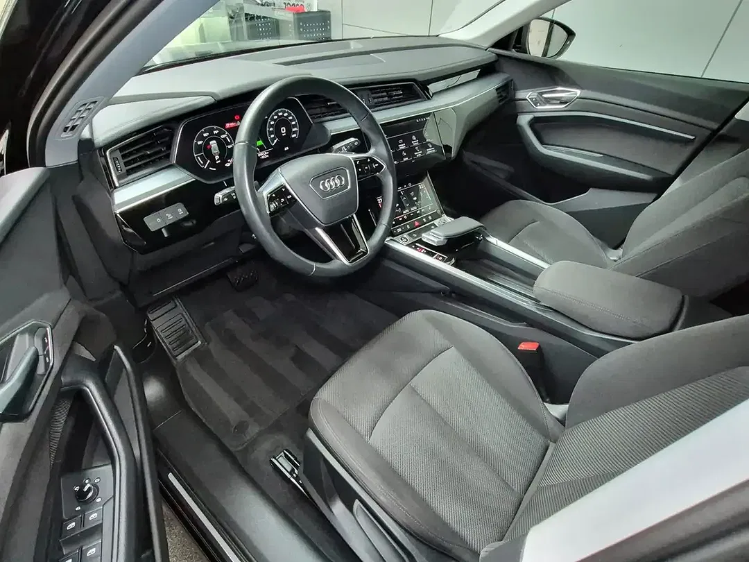 Audi e-tron - Thumbnail 10