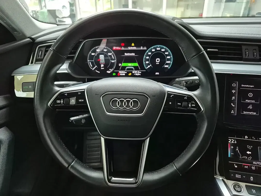 Audi e-tron - Thumbnail 11