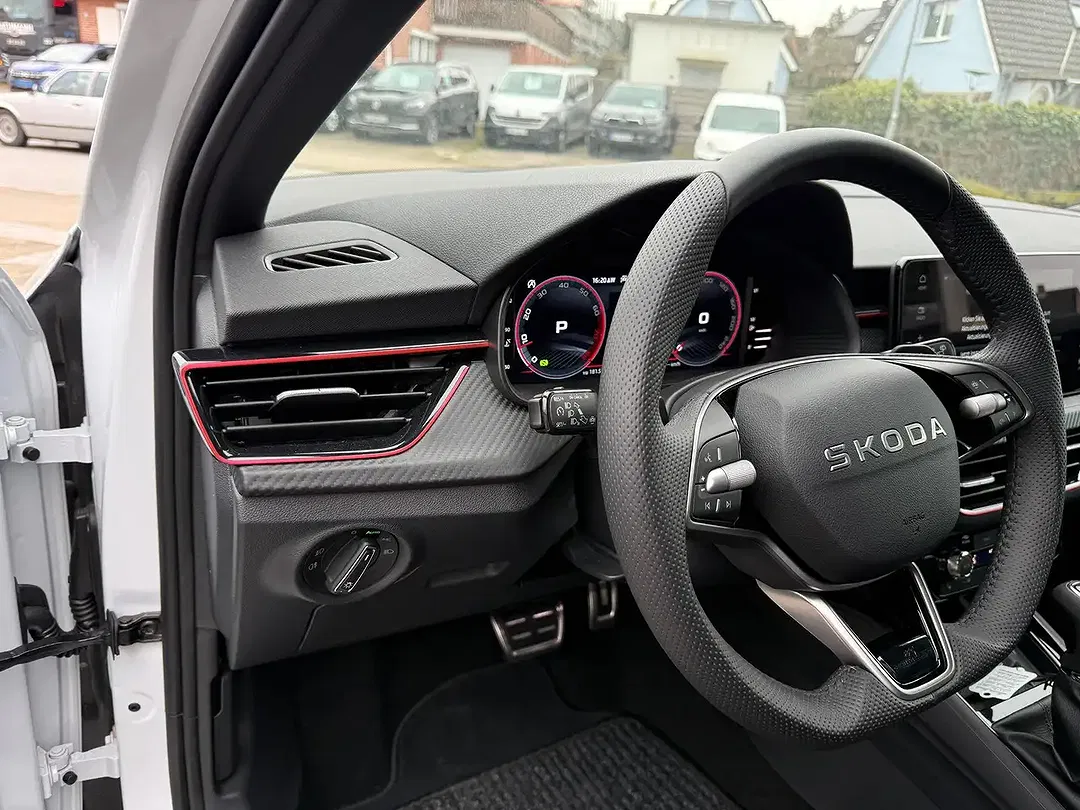 Skoda Scala - Thumbnail 8