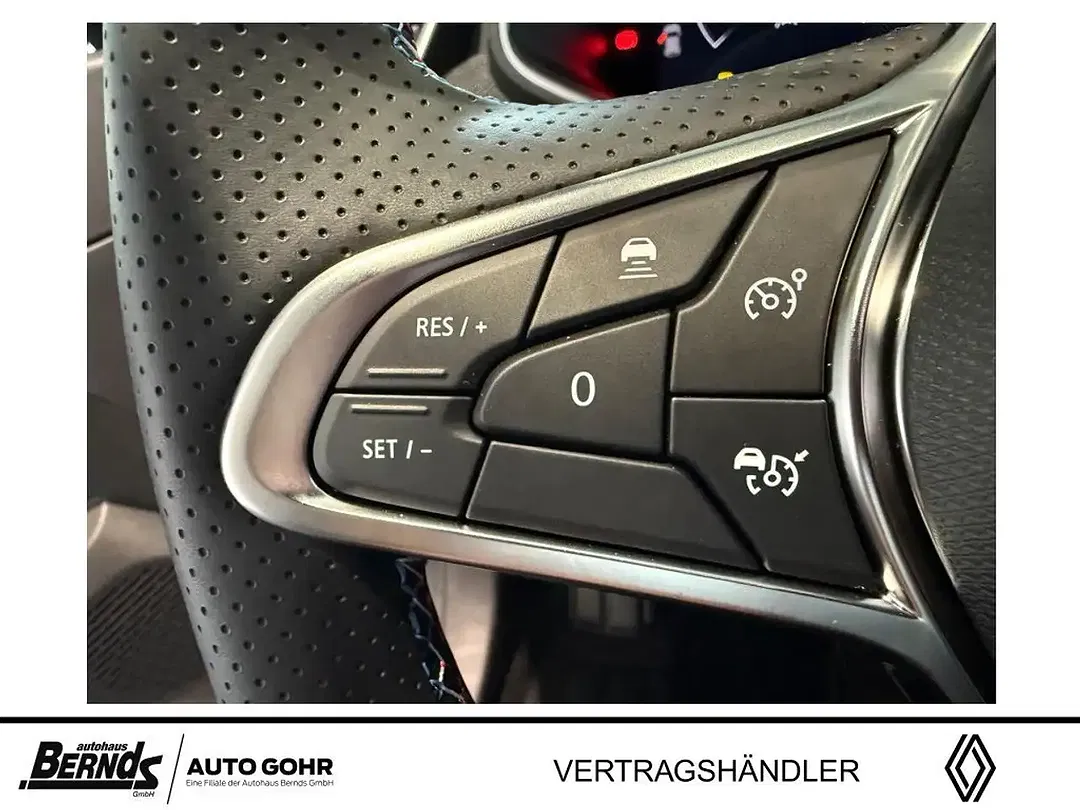 Renault Clio - Thumbnail 13