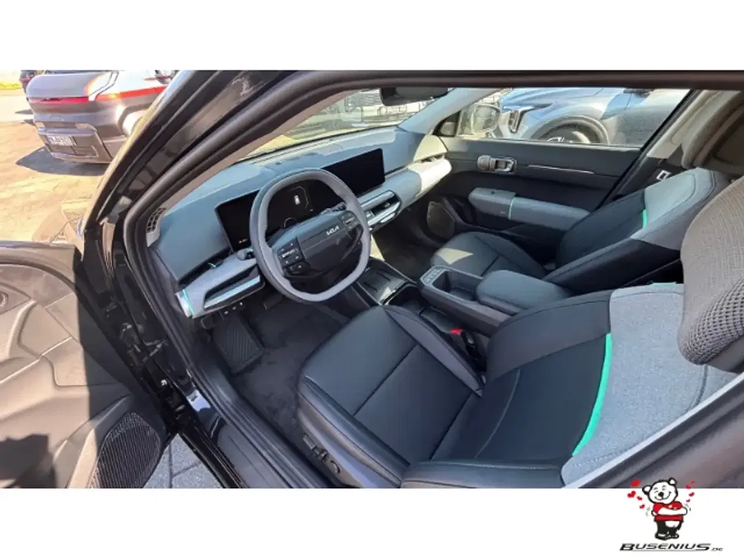 Kia EV4 - Thumbnail 6