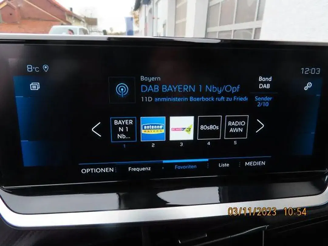 Peugeot 2008 - Thumbnail 10