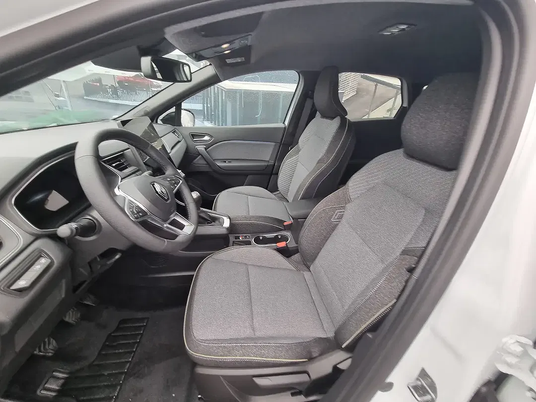 Renault Captur - Thumbnail 12