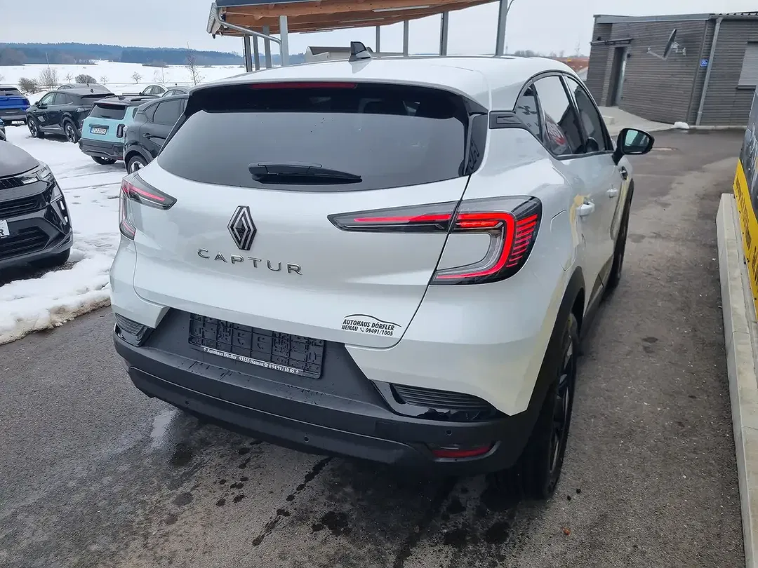Renault Captur - Thumbnail 5
