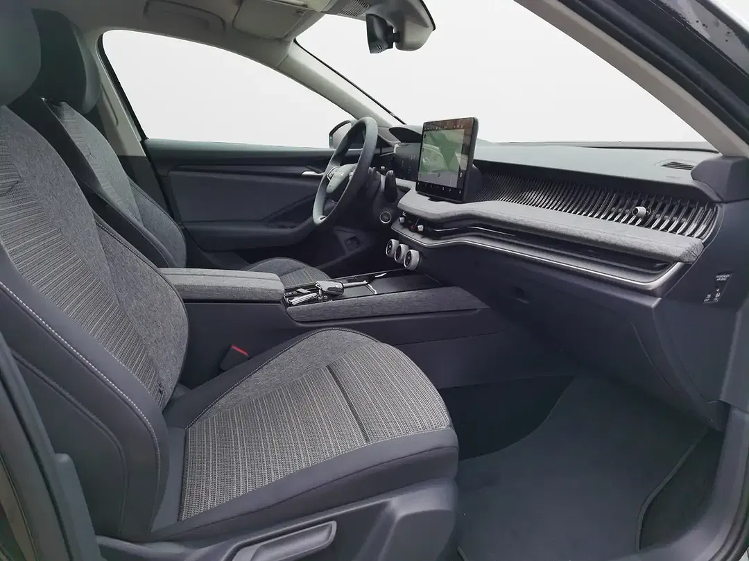 Skoda Superb - Thumbnail 13