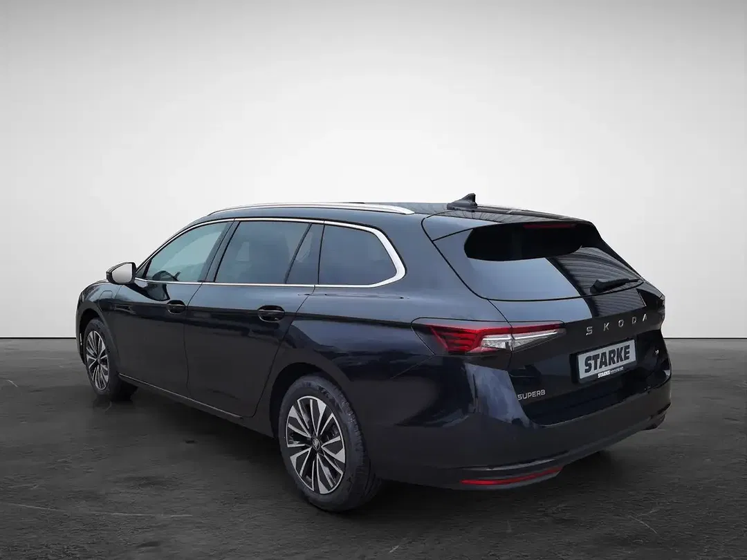 Skoda Superb - Thumbnail 4