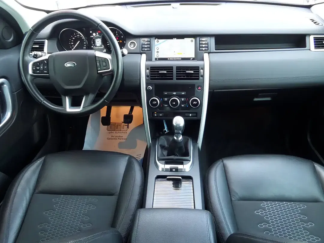 Land Rover Discovery Sport - Thumbnail 9
