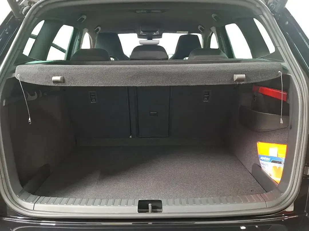 Skoda Karoq - Thumbnail 9