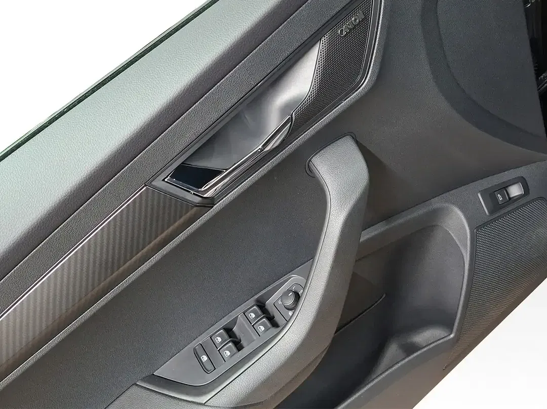Skoda Karoq - Thumbnail 13