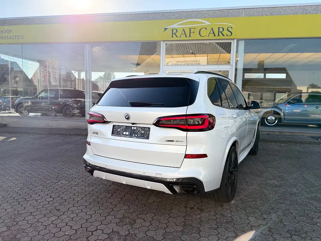 BMW X5 - Thumbnail 11