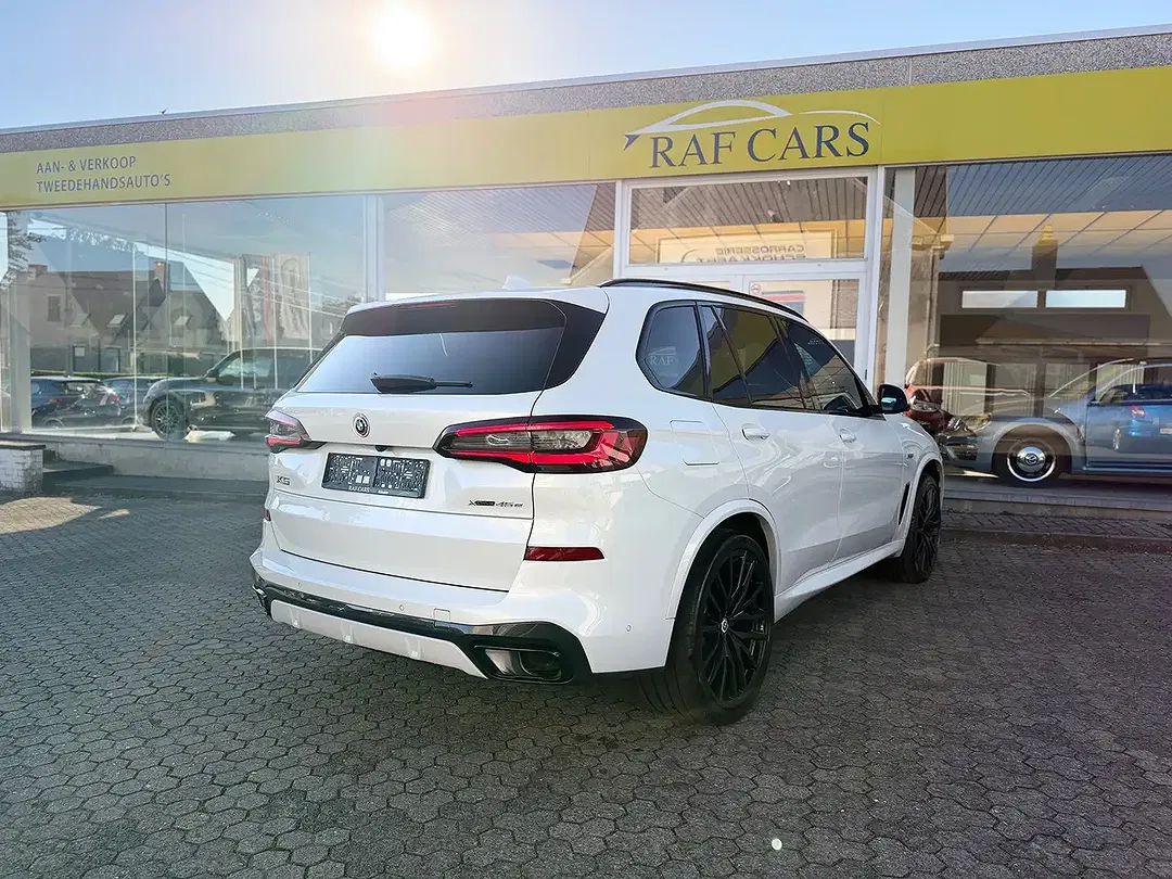 BMW X5 - Thumbnail 12