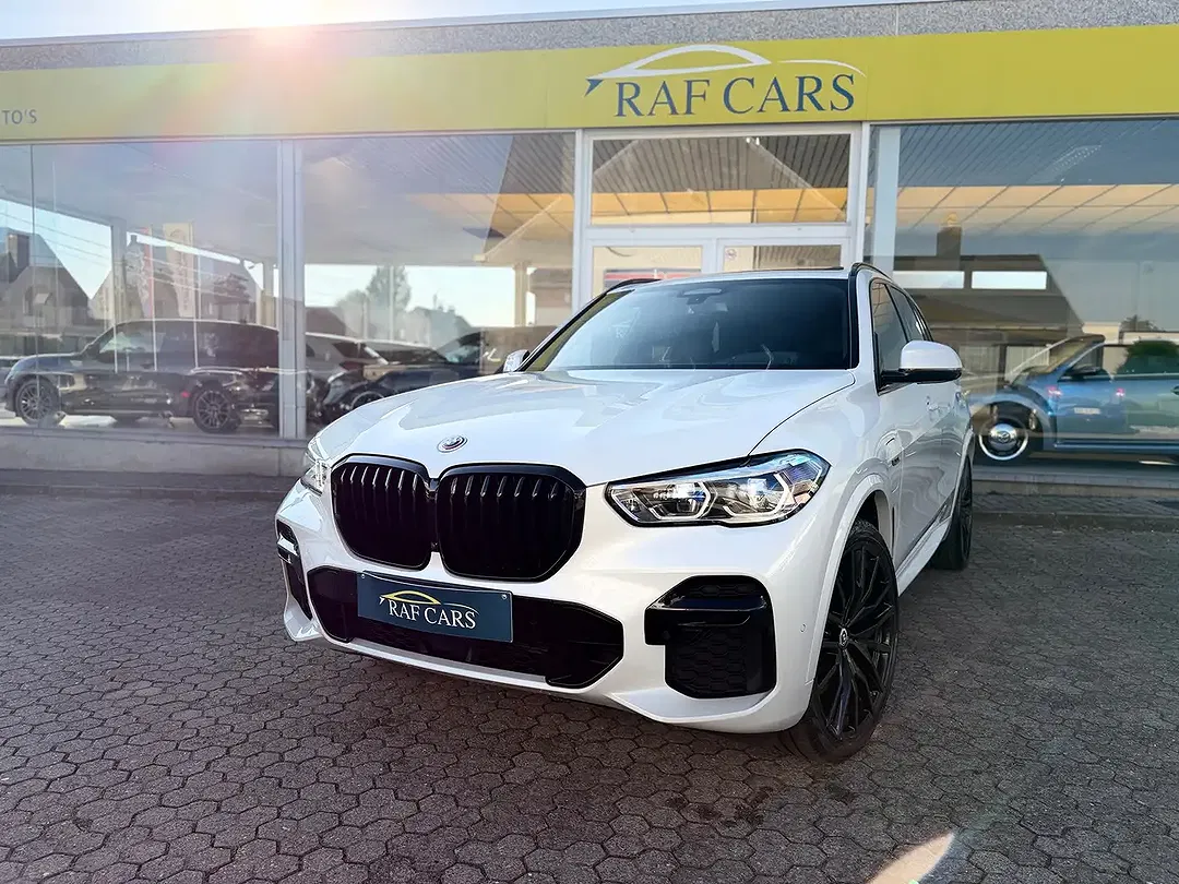 BMW X5 - Thumbnail 2
