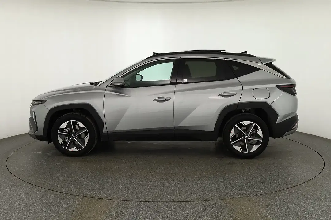 Hyundai TUCSON - Thumbnail 1