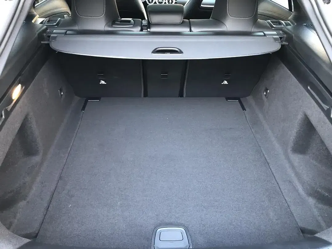 Mercedes-Benz CLA 200 - Thumbnail 12