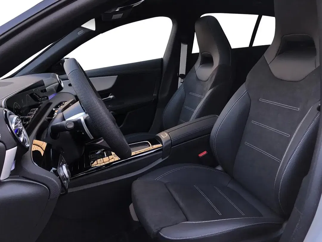 Mercedes-Benz CLA 200 - Thumbnail 5