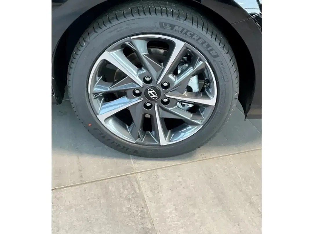Hyundai i30 - Thumbnail 4