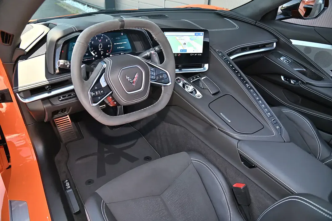 Corvette C8 - Thumbnail 6