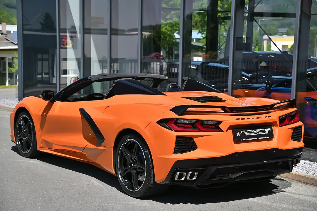 Corvette C8 - Thumbnail 3