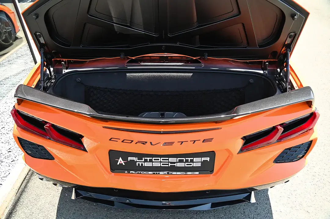 Corvette C8 - Thumbnail 5