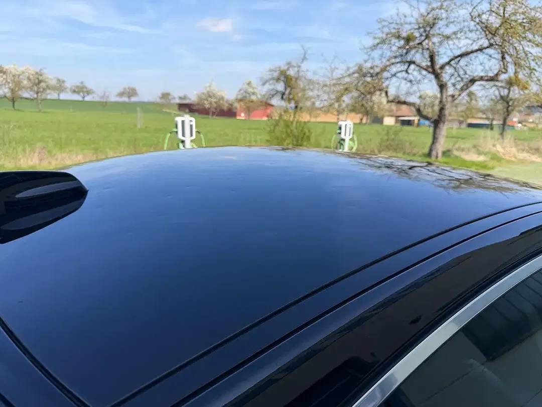 Jaguar XE - Thumbnail 15