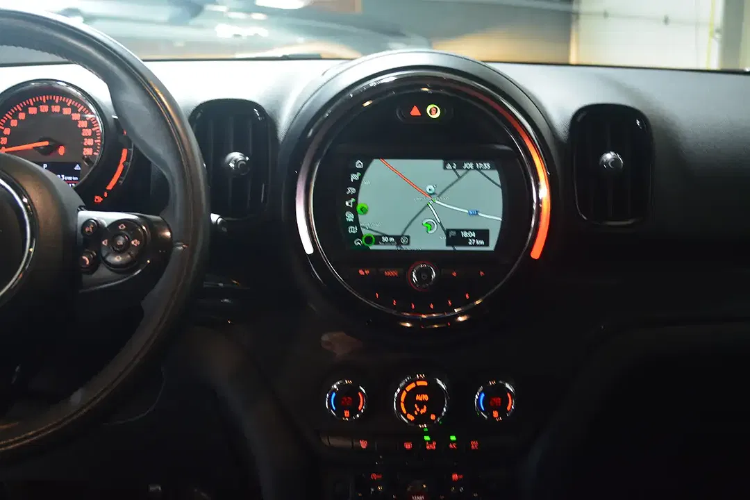 MINI Cooper Countryman - Thumbnail 10