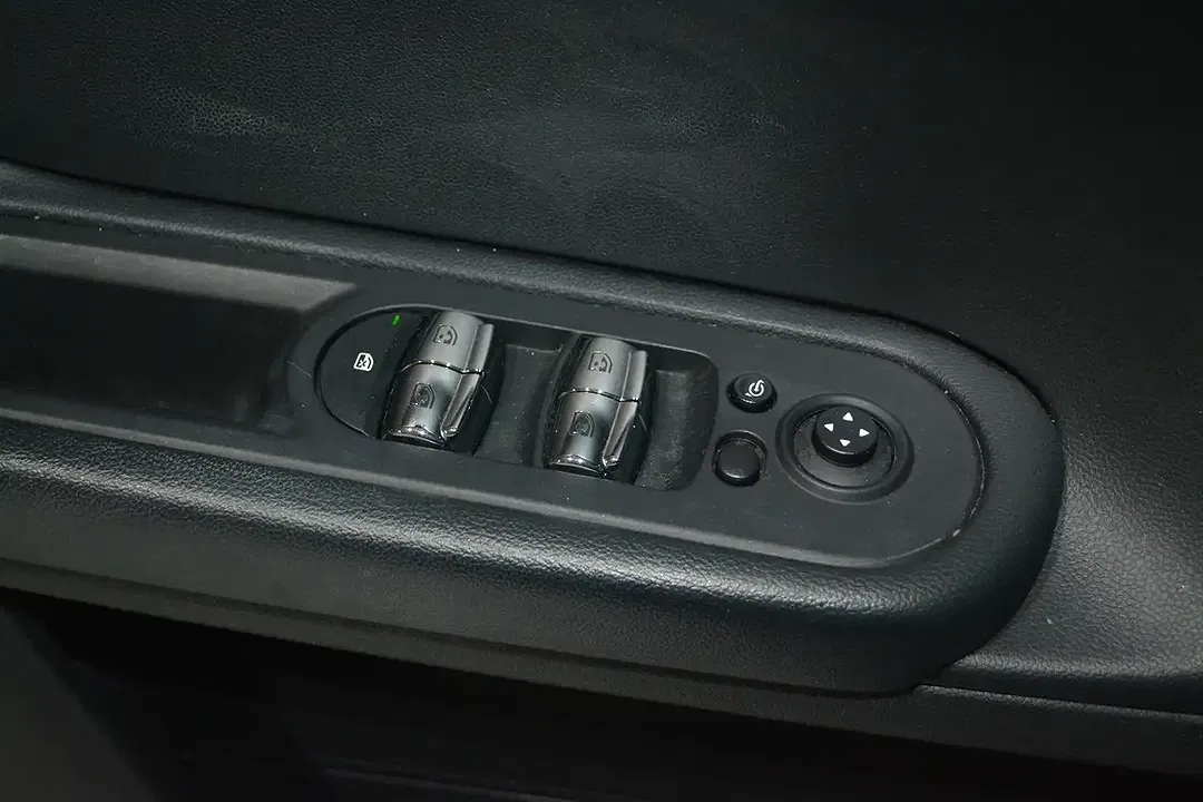 MINI Cooper Countryman - Thumbnail 14