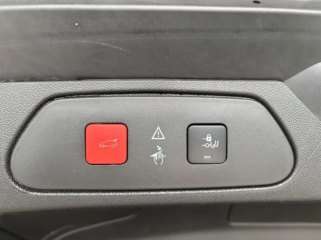 Opel Grandland X - Thumbnail 8