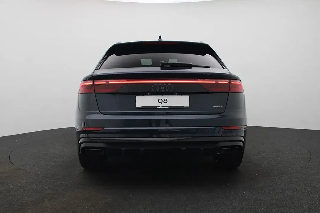 Audi Q8 - Thumbnail 4