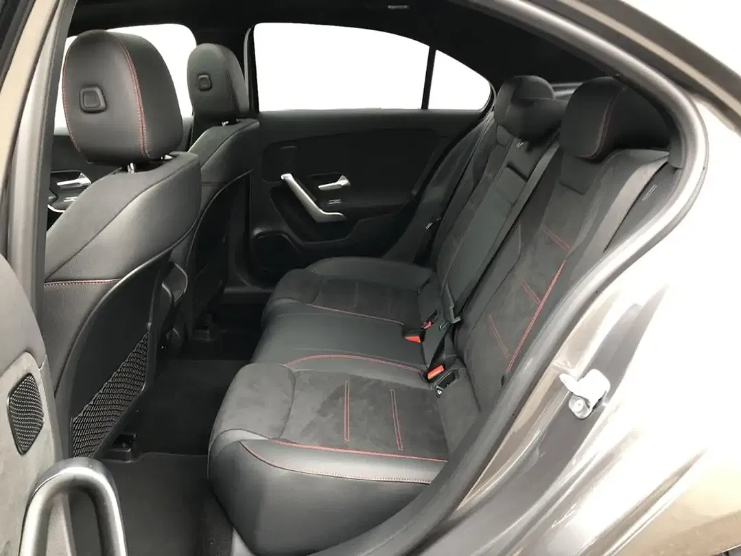 Mercedes-Benz A 220 - Thumbnail 7