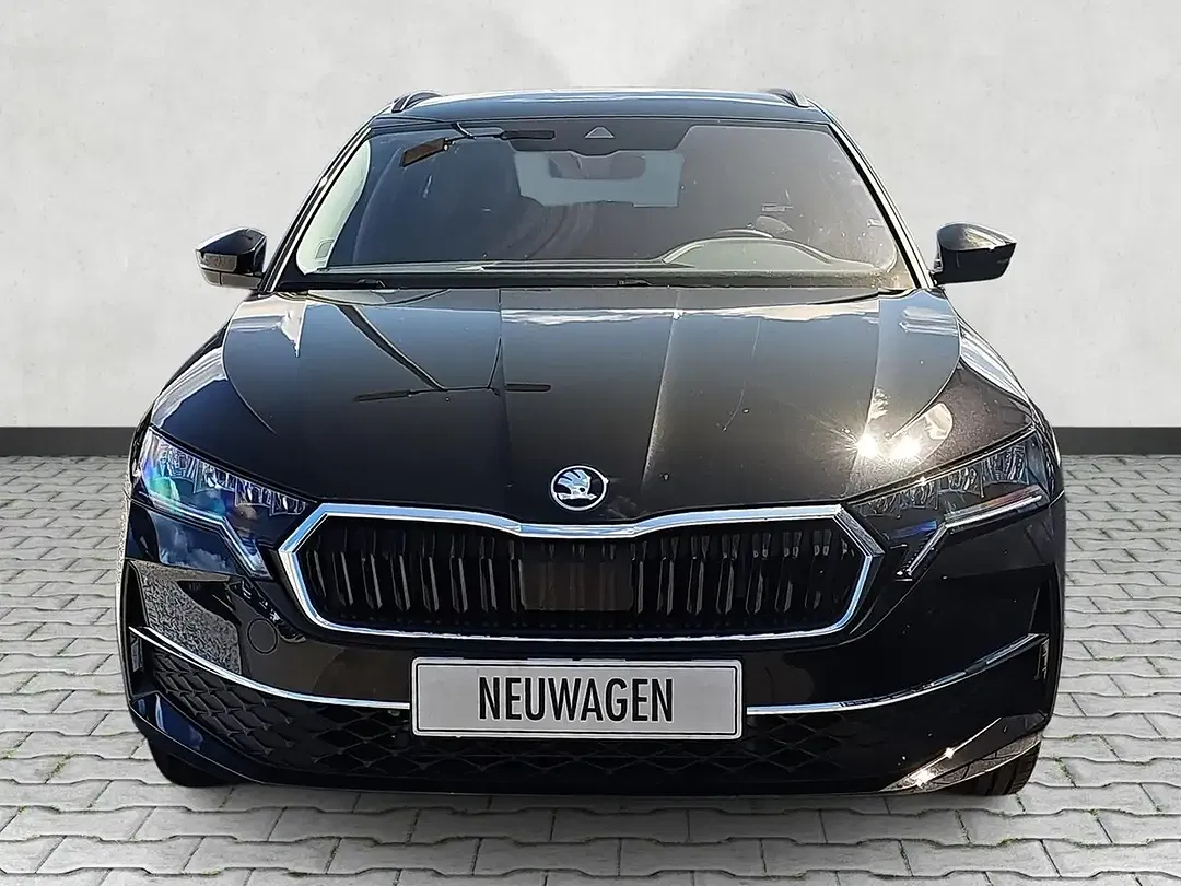 Skoda Octavia - Thumbnail 3
