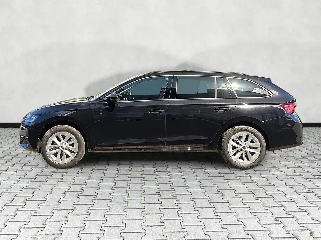 Skoda Octavia - Thumbnail 5