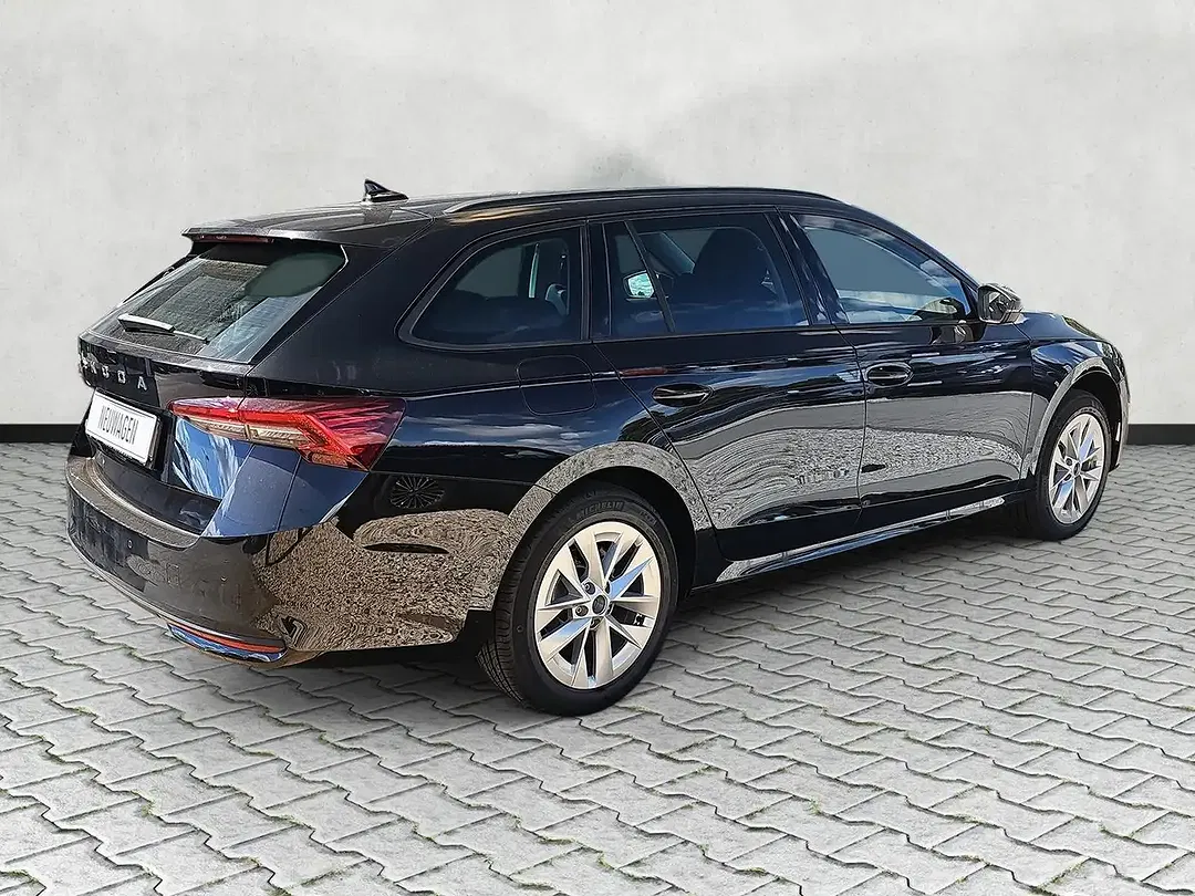 Skoda Octavia - Thumbnail 8