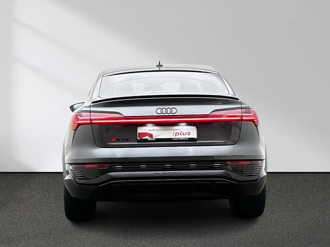 Audi SQ8 e-tron - Thumbnail 4