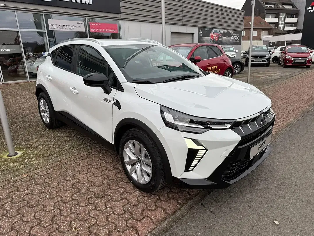 Mitsubishi ASX - Thumbnail 3