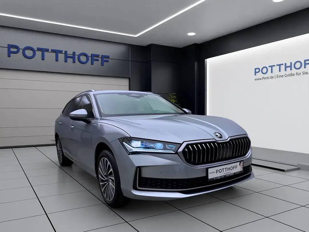 Skoda Superb - Thumbnail 6