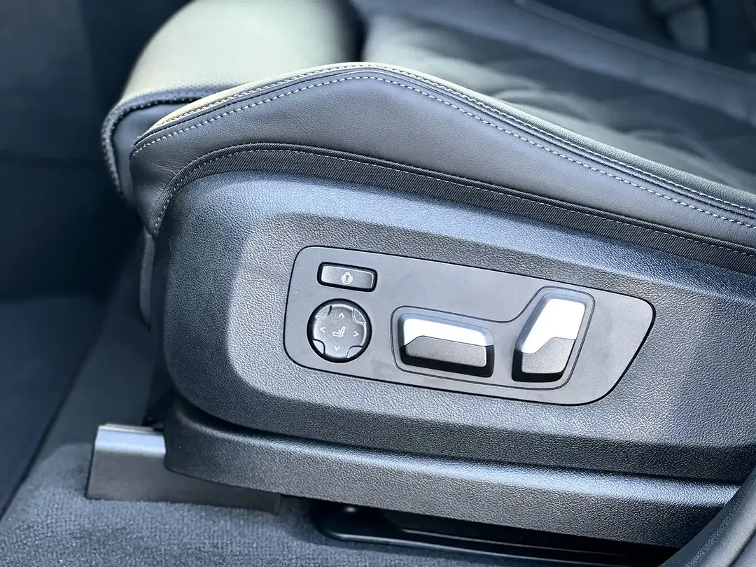 BMW X5 - Thumbnail 10
