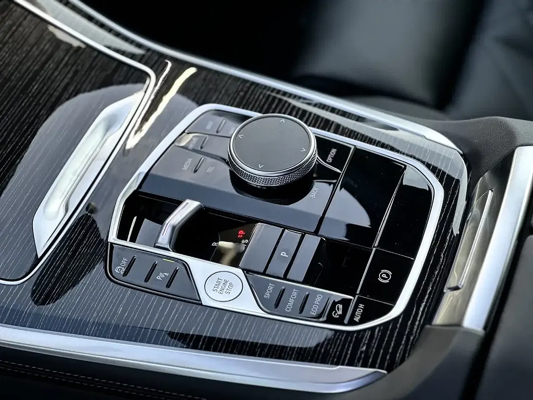 BMW X5 - Thumbnail 11