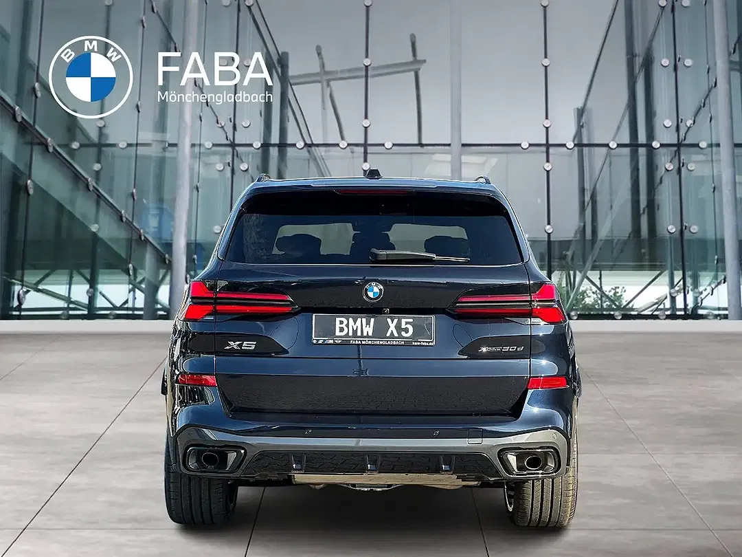 BMW X5 - Thumbnail 4