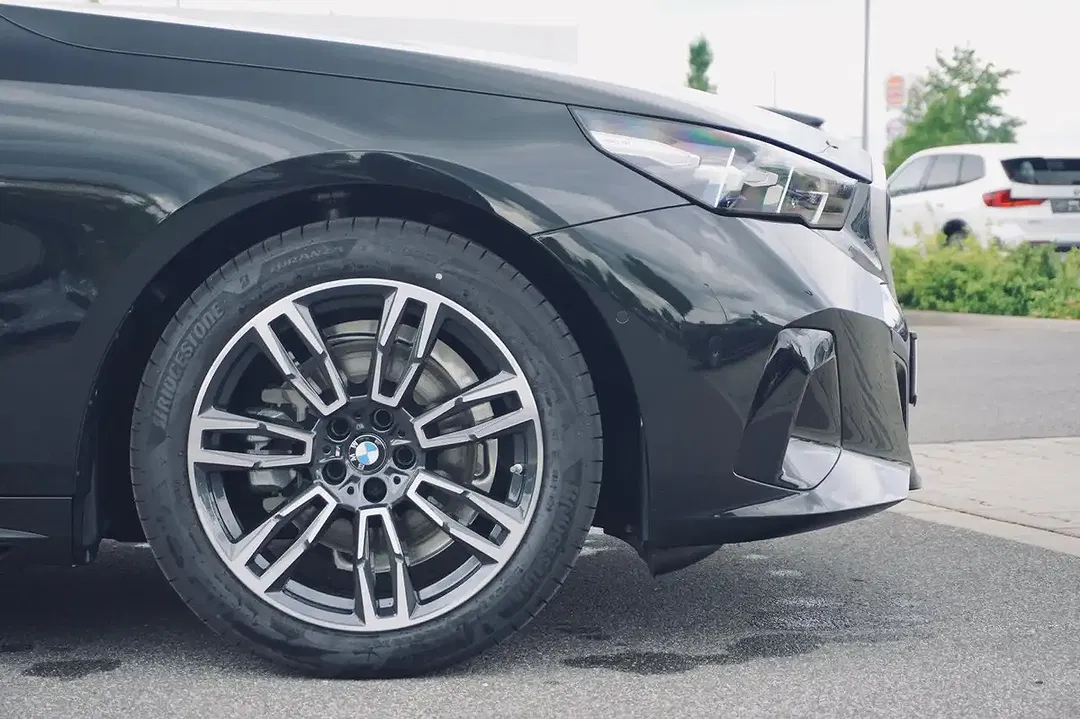 BMW 520 - Thumbnail 14