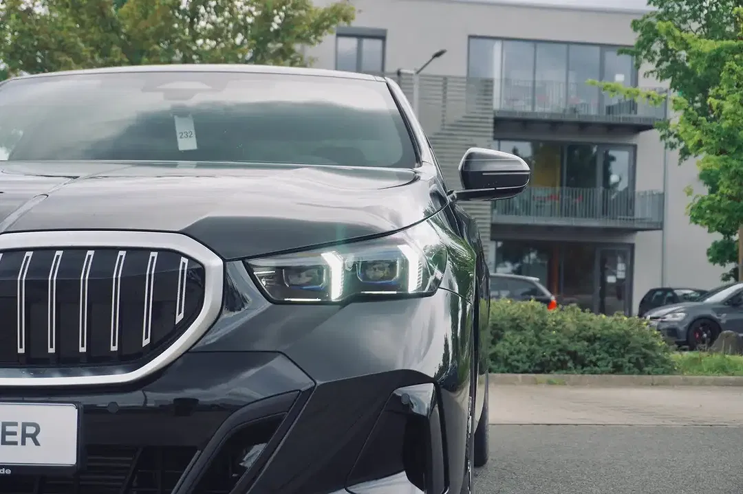 BMW 520 - Thumbnail 15