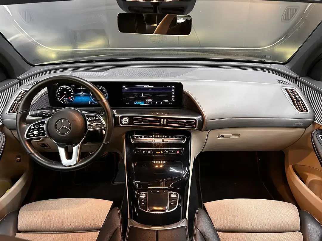 Mercedes-Benz EQC 400 - Thumbnail 13