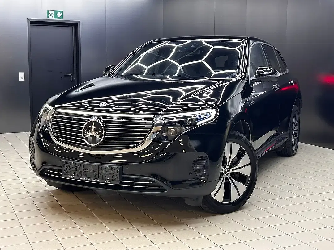 Mercedes-Benz EQC 400 - Thumbnail 3