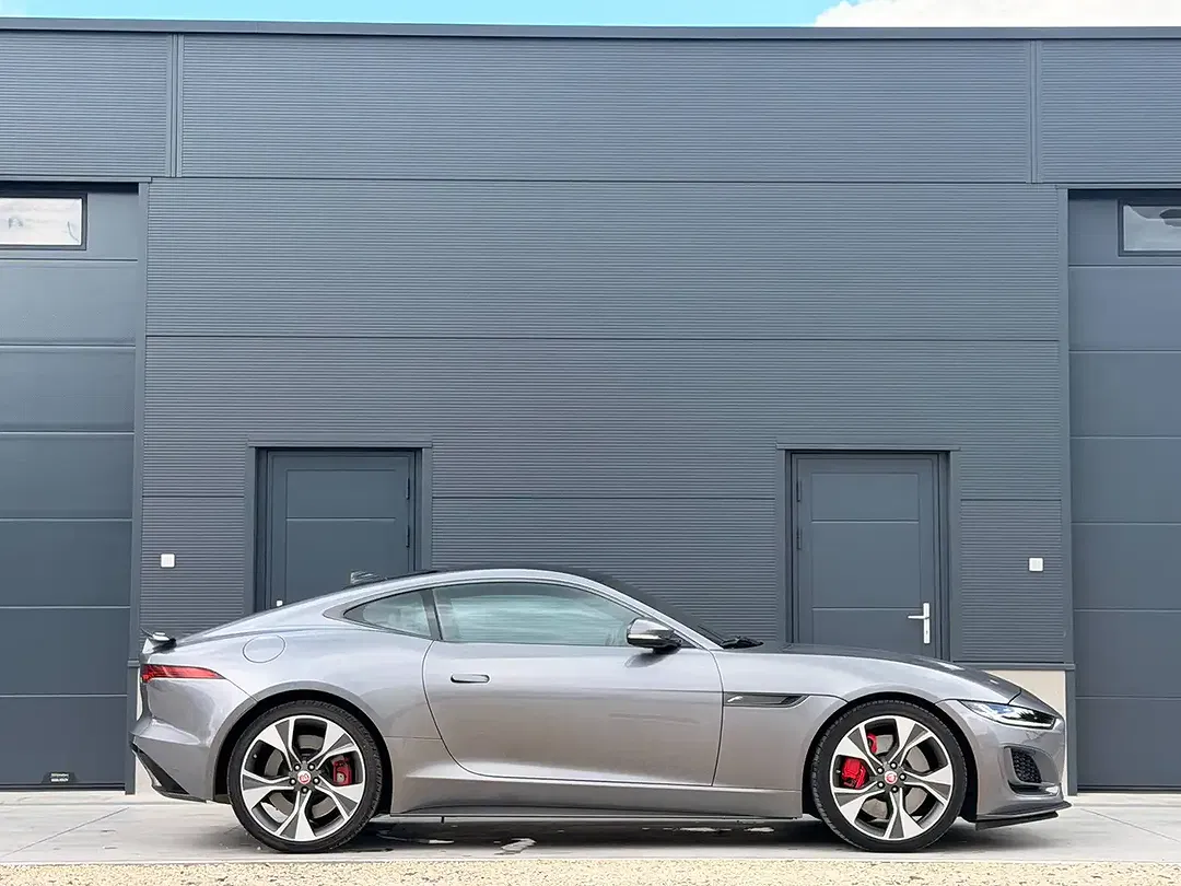 Jaguar F-Type - Thumbnail 7