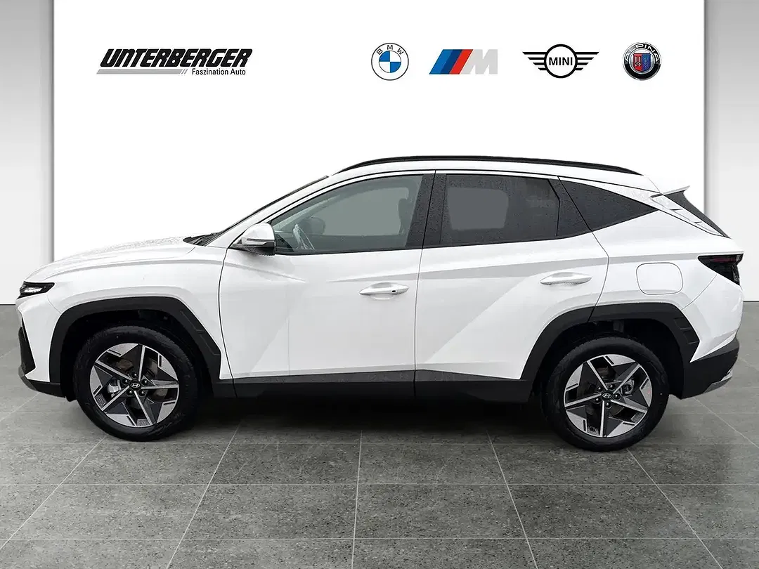 Hyundai TUCSON - Thumbnail 3