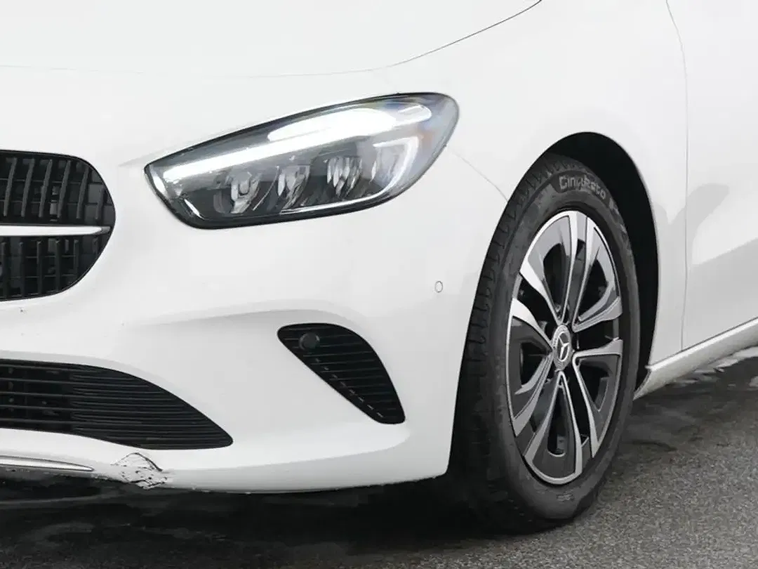 Mercedes-Benz B 200 - Thumbnail 6