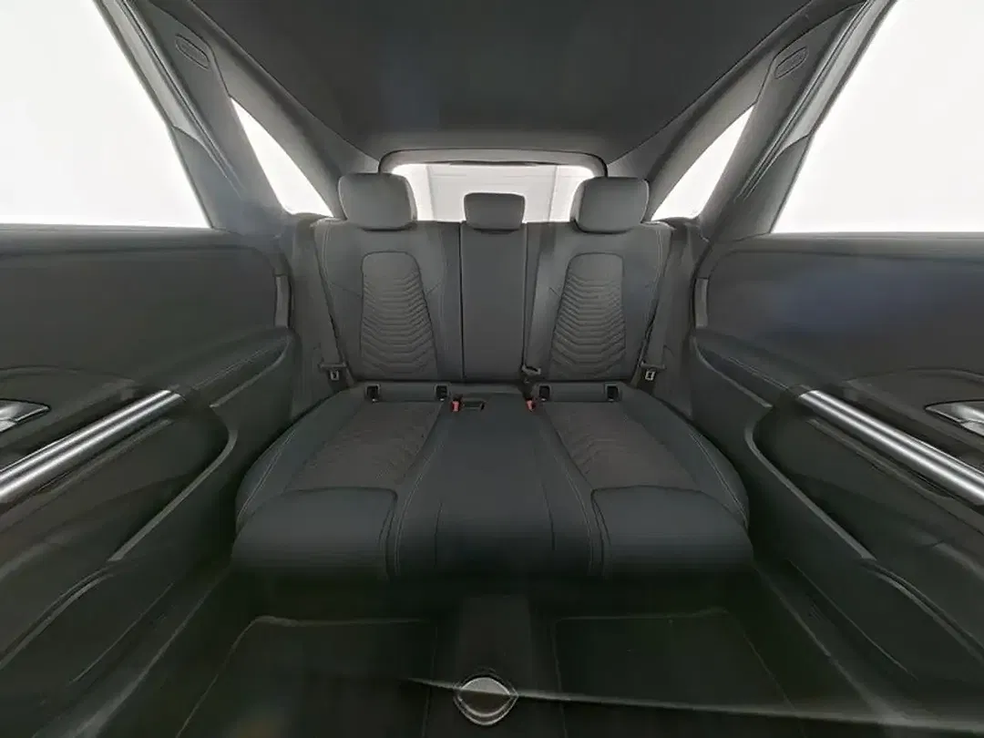 Mercedes-Benz B 200 - Thumbnail 8